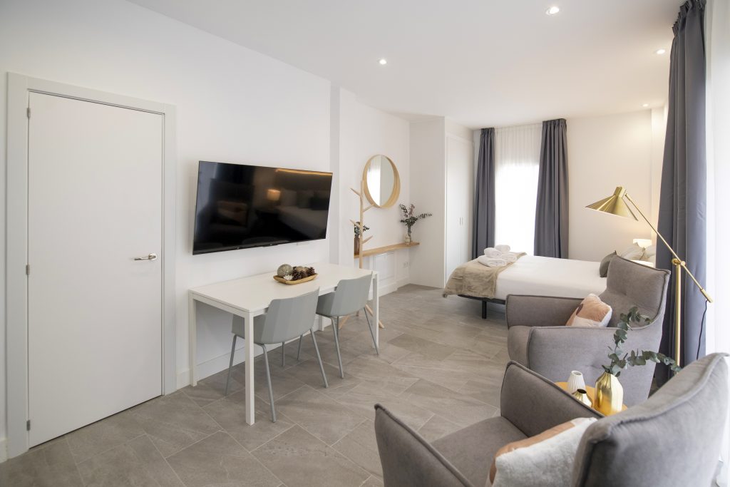 Único apartamento muy luminoso en Tetuan 2B